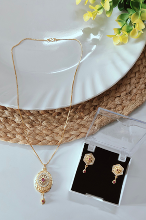 Gold Plated Oval Pendent Set with Earrings