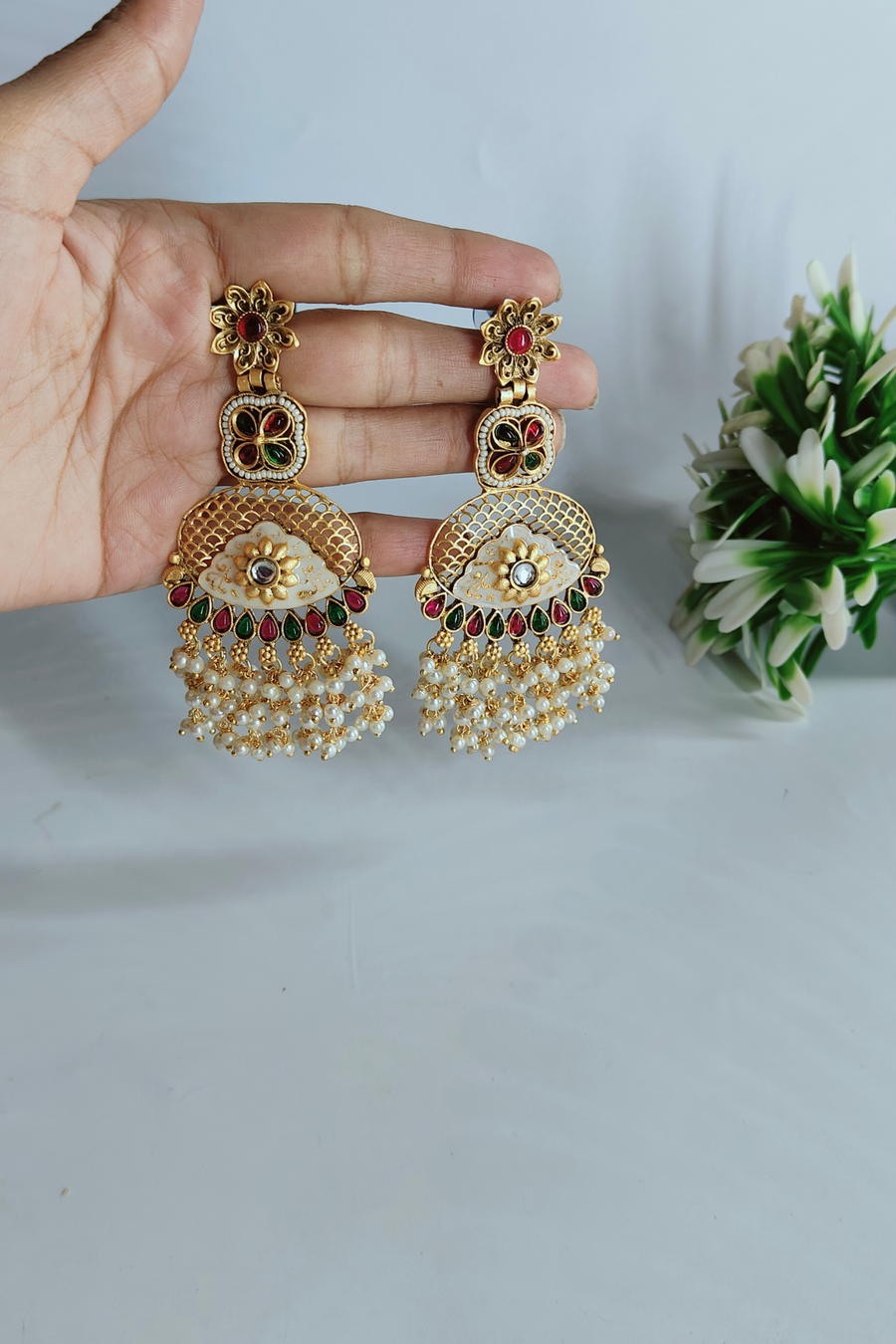 Noor-e-Rang Brass Jhumke