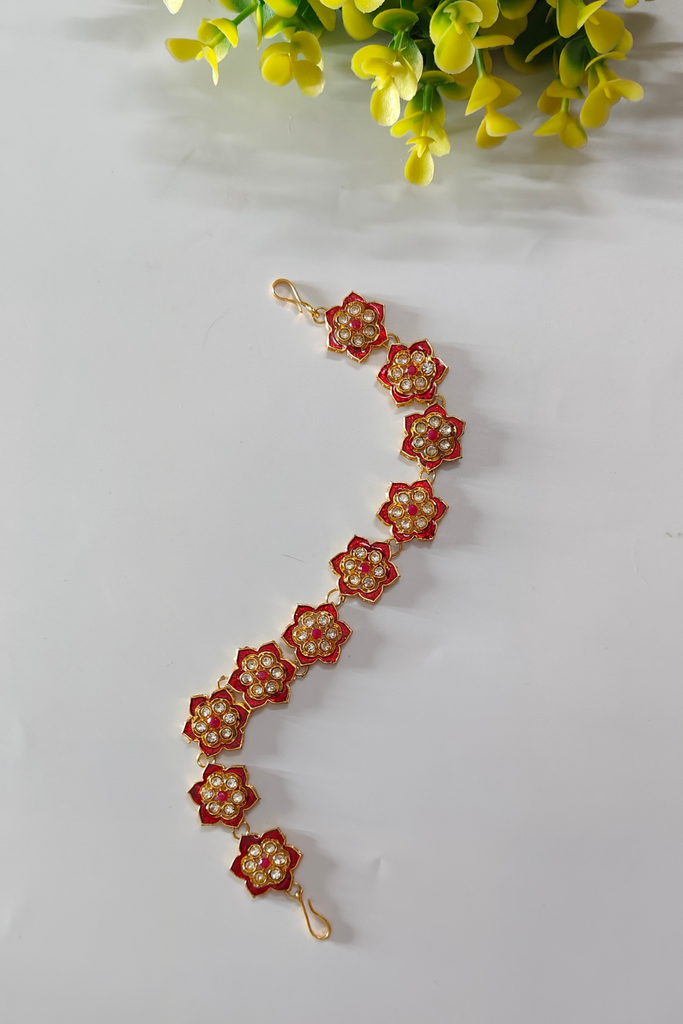 Red Kundan Mathapatti