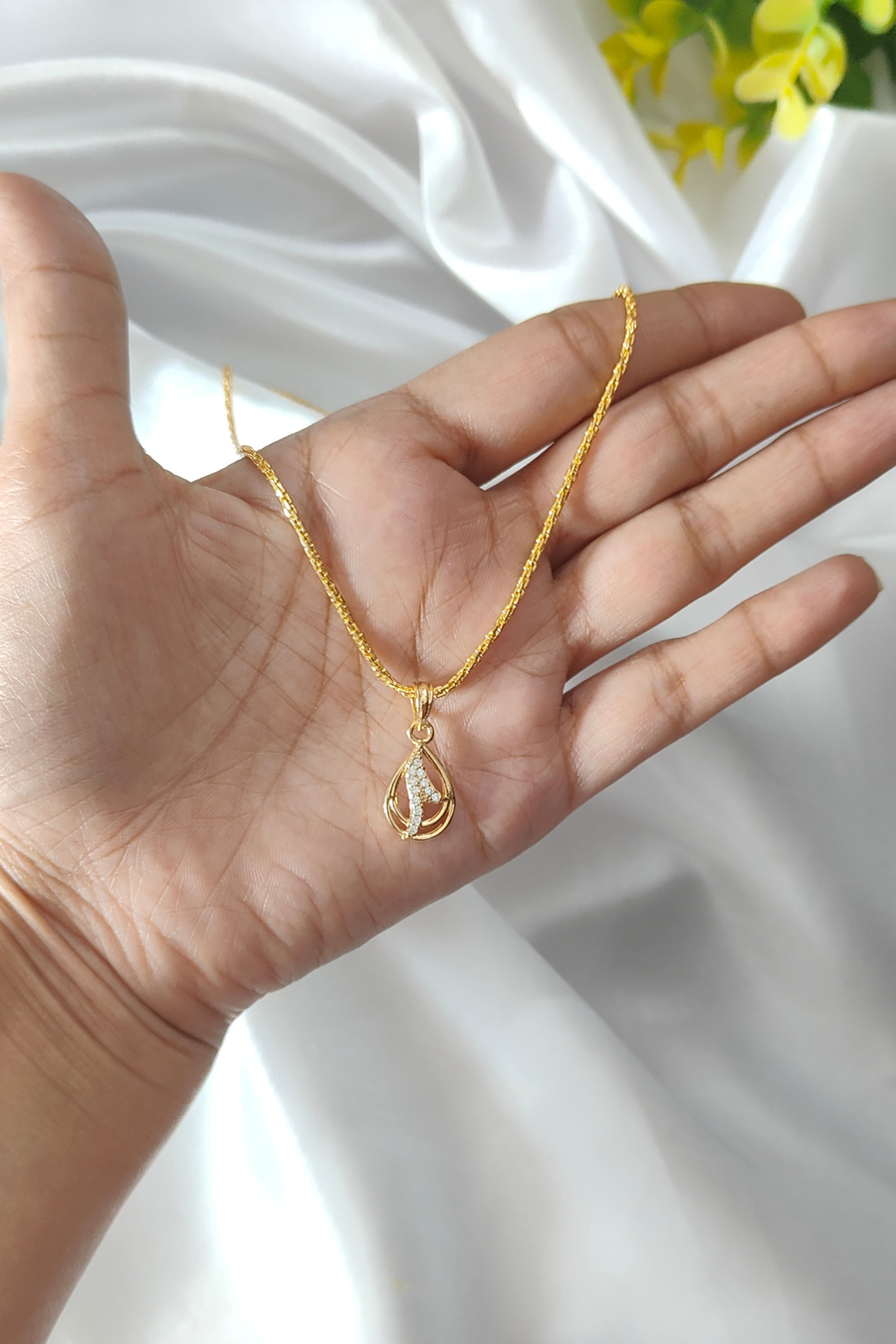 Radiant Charm Gold Pendant Set 18inch